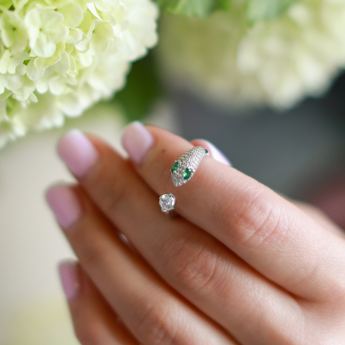 ZAINA™ Serpentine Ring 🐍