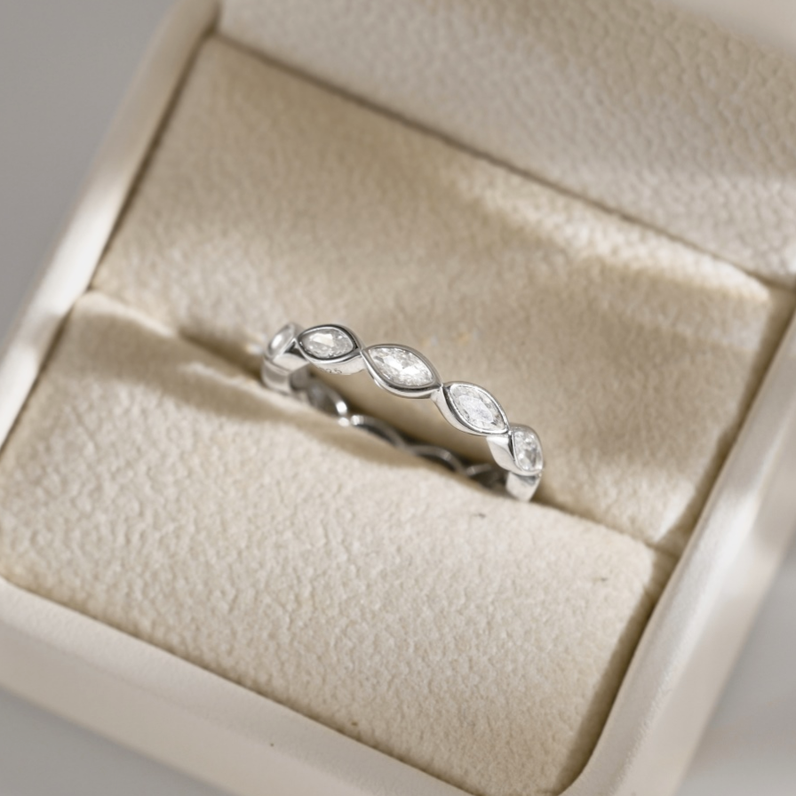 ZAINA™ Isara Ring
