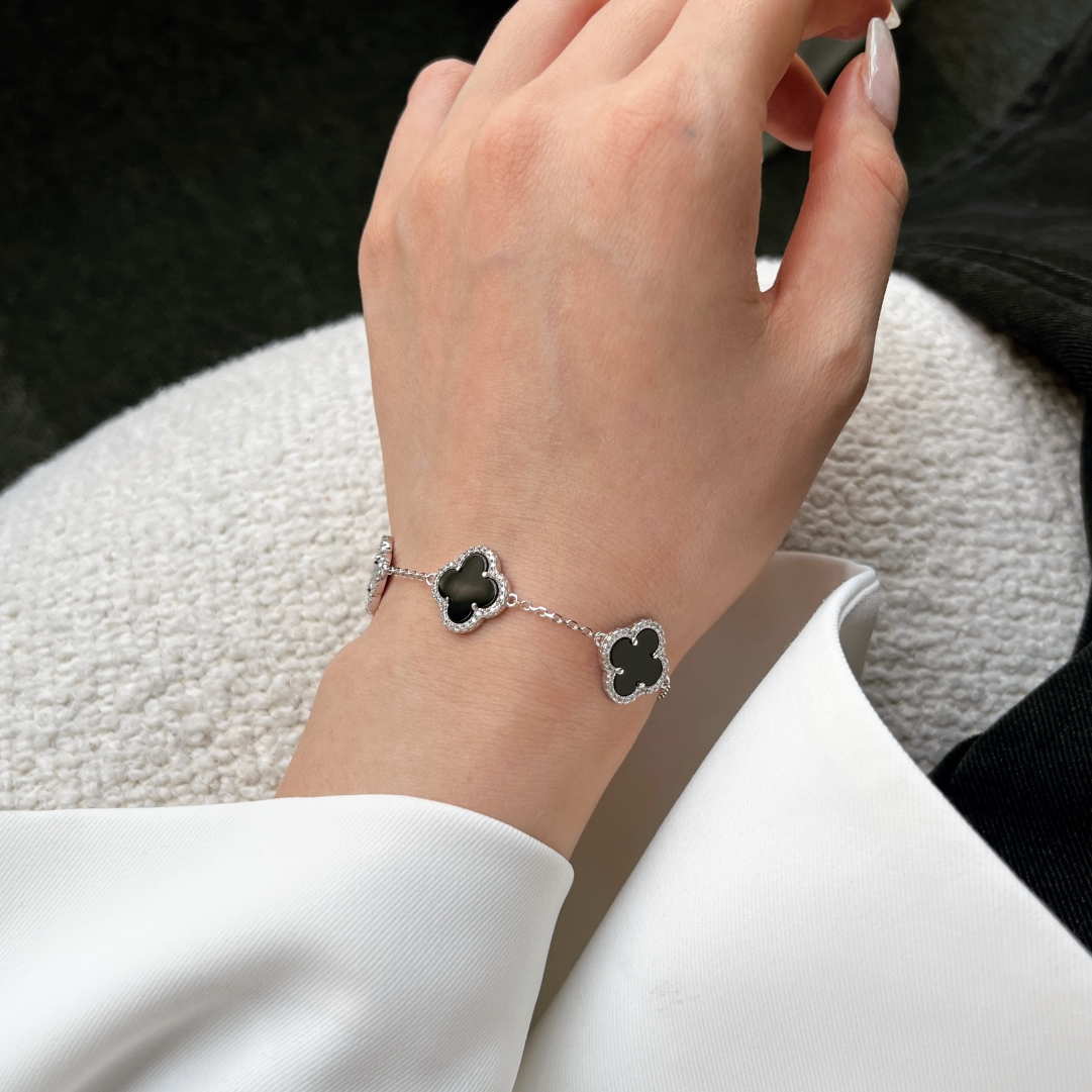 ZAINA™ Charm Bracelet