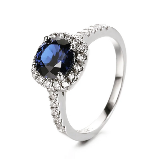 ZAINA™ Regal Ring 💍