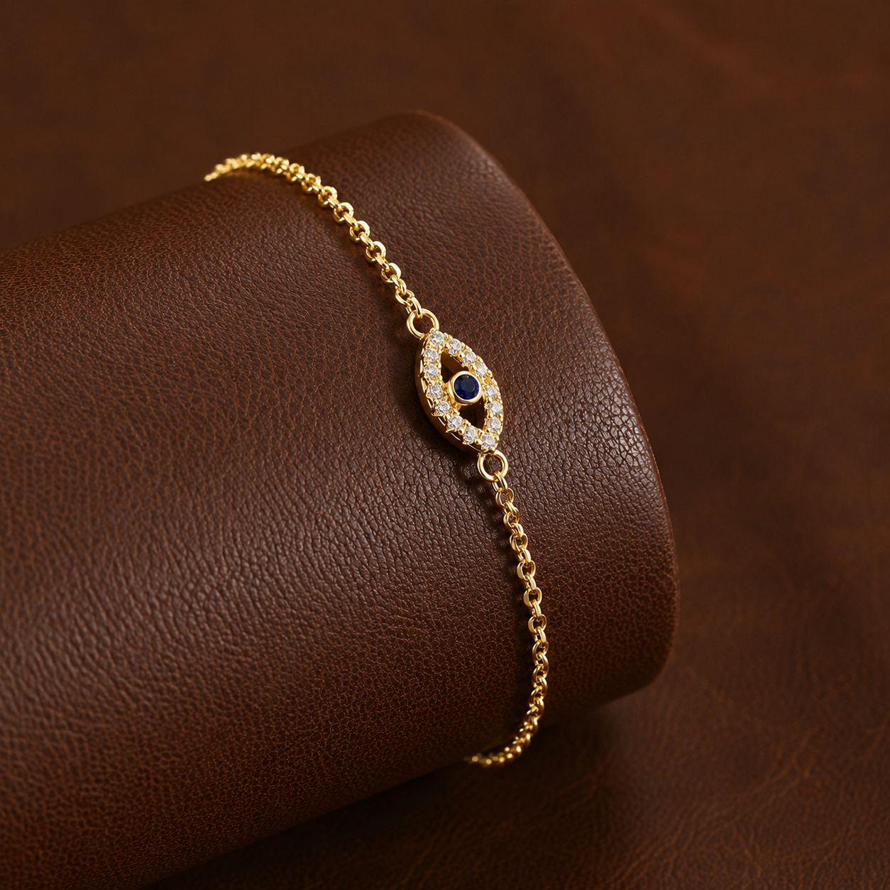 ZAINA™ Crystal Eye Bracelet