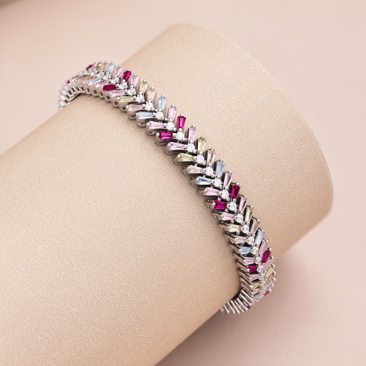 ZAINA™ Iris Bracelet