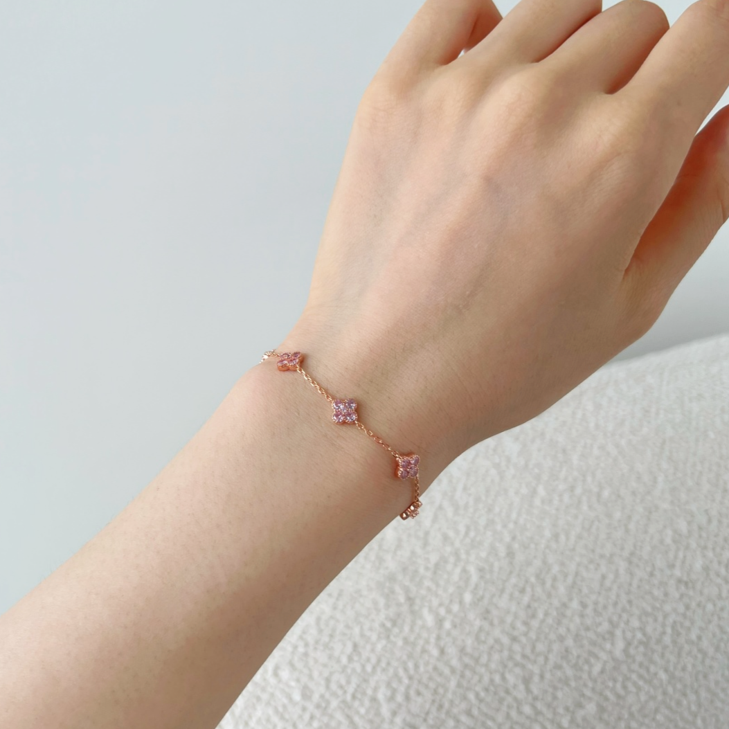 ZAINA™ Sakura Bracelet