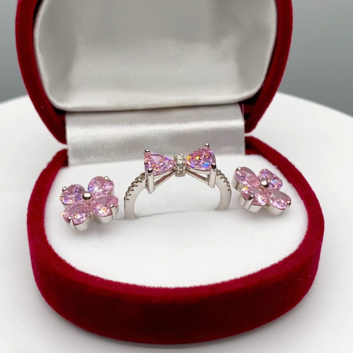 ZAINA™ Quatrefoil Stud Earrings