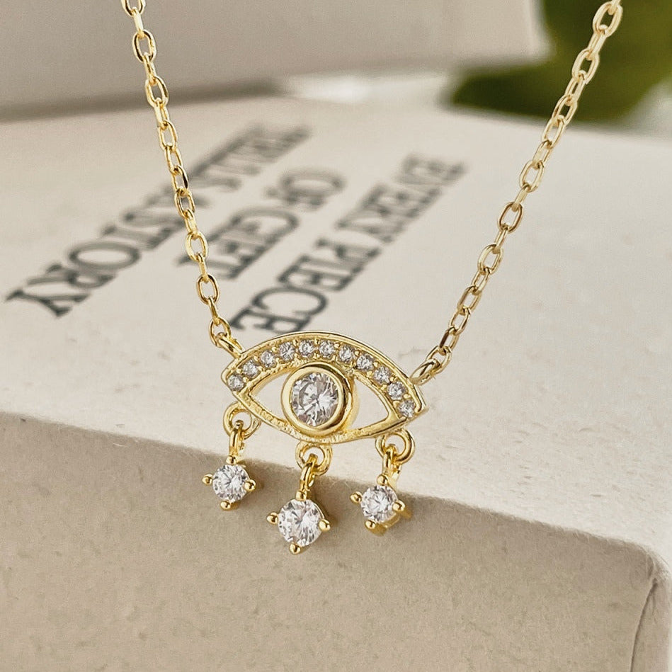 ZAINA™ Eye Gleam Necklace