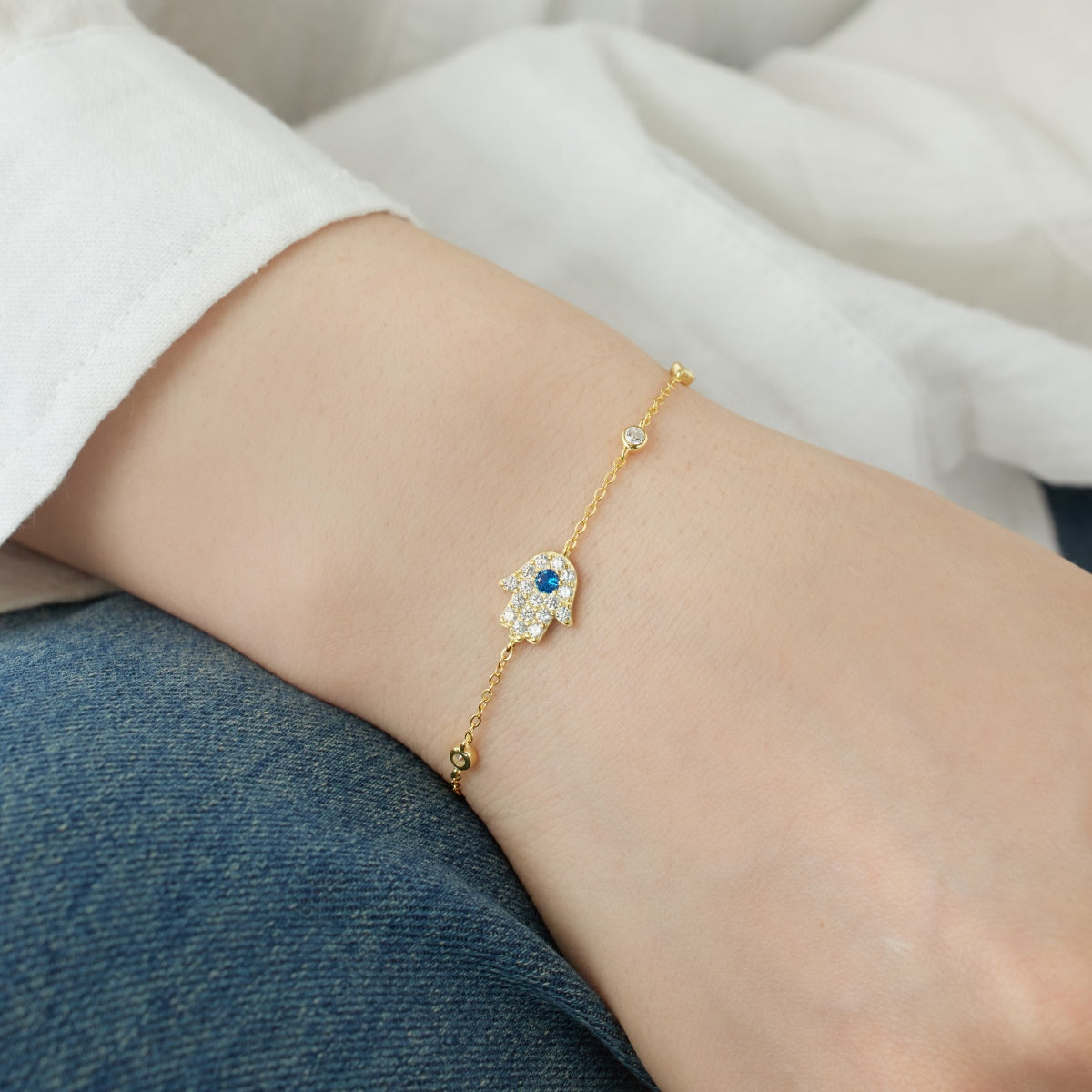 ZAINA™ Hamsa Bracelet