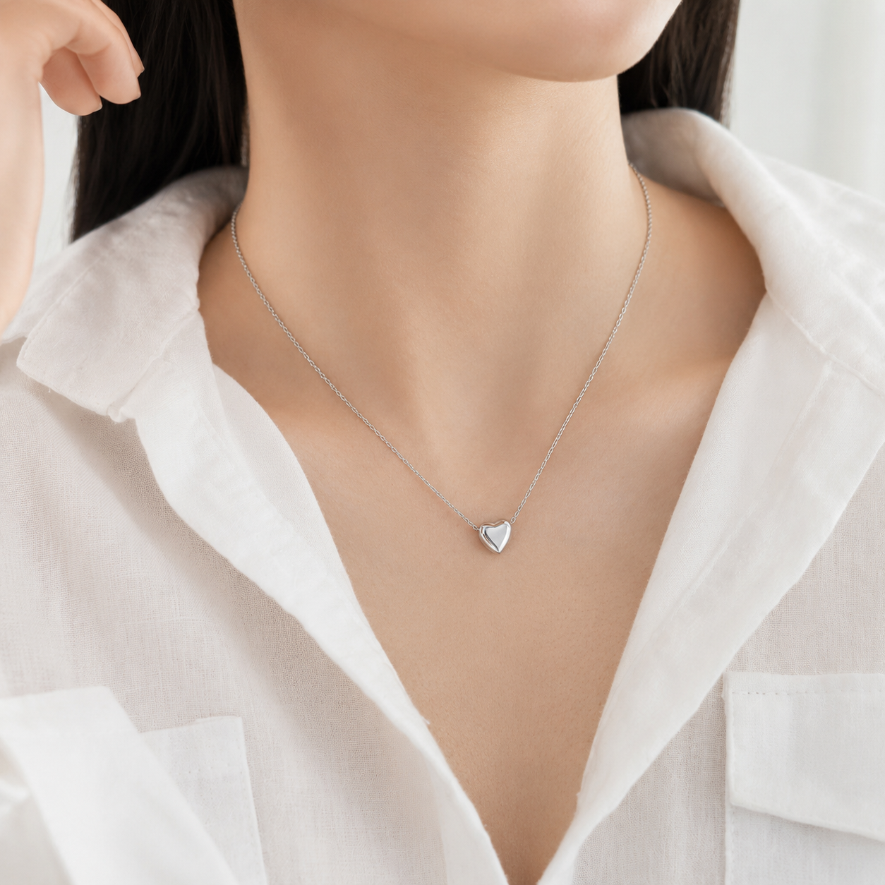 ZAINA™ Sleek Necklace