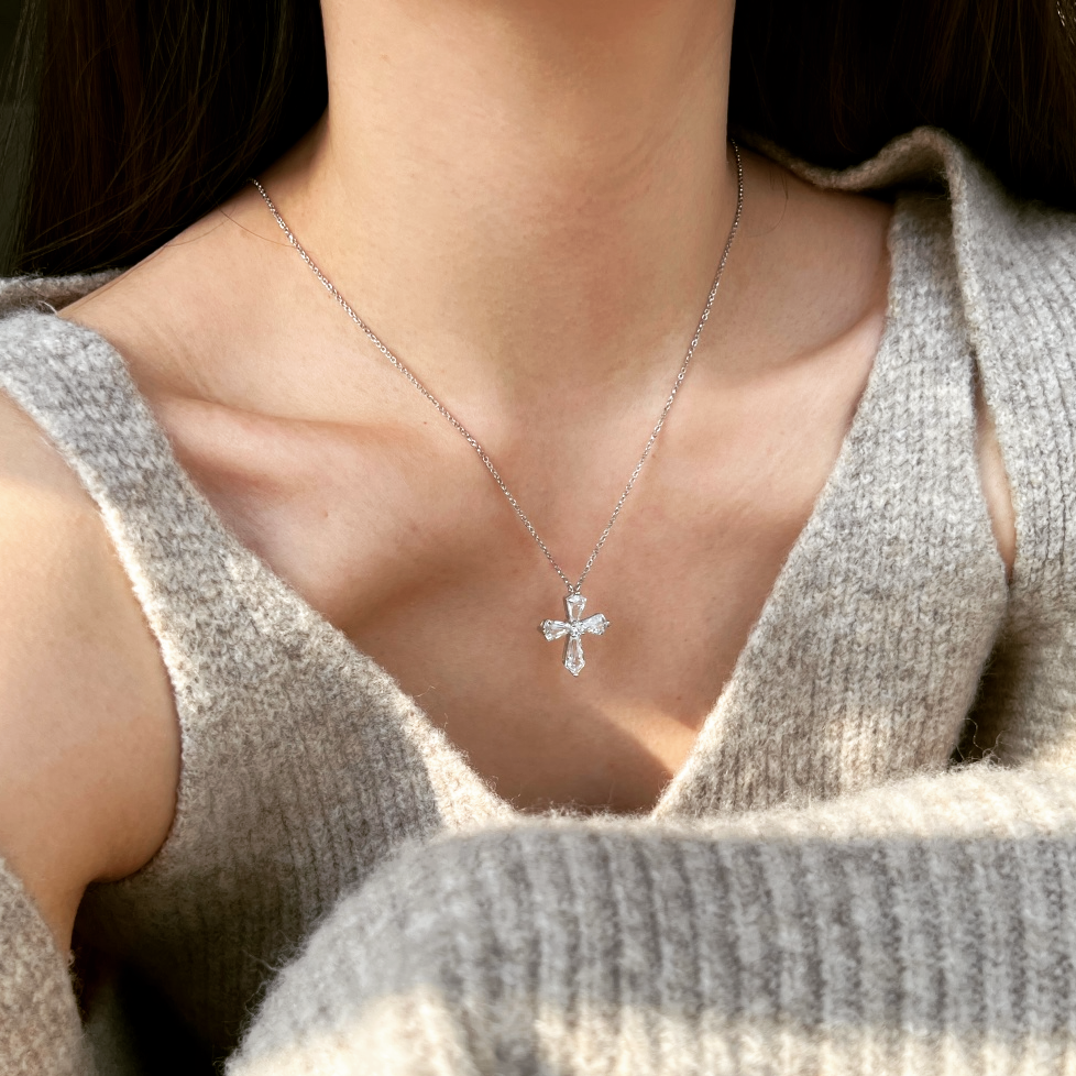 ZAINA™ Luminor Necklace