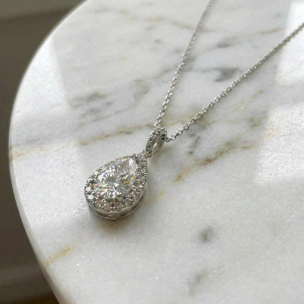 ZAINA™ Drop Necklace